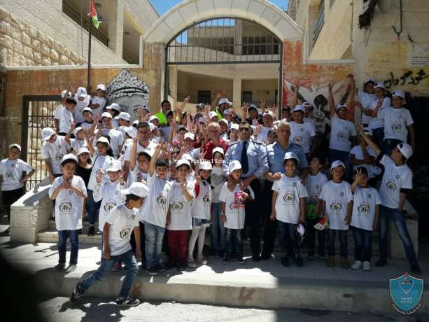 شرطة بيت لحم تنظم يوم توعوي لتعزيز الثقافة الوطنية للمشاركين بمخيم العودة الصيفي