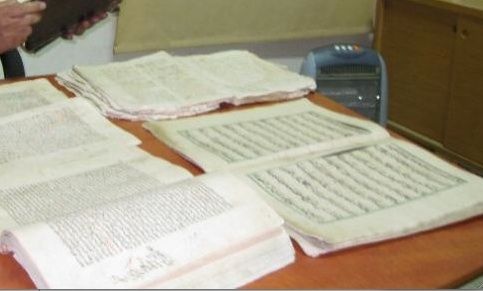شرطة السياحة والآثار تضبط مخطوطات اثريه في بيت لحم