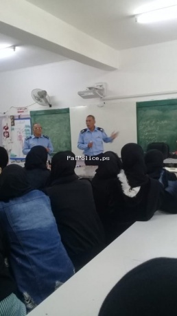 الشرطة تنظم محاضرات توعوية شرطية لطلاب وطالبات مدارس بلدة اليامون في جنين