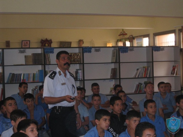 الشرطة : اطلاق مشروع التوعية واﻻرشاد لطلبة المدارس في محافظة القدس