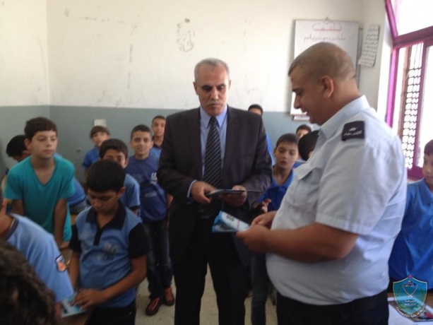 تحت شعار الشرطي والمُعلم معاً الشرطة تقدم محاضرة توعية مرورية في بيت لحم