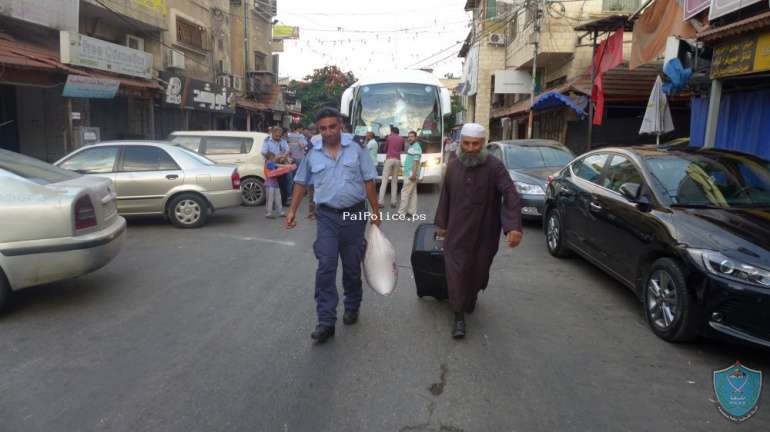 الشرطة تودع حجاج بيت الله الحرام في قلقيلية