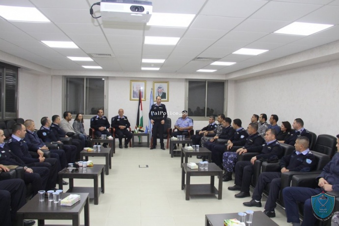 الشرطة تفتتح برنامج إعداد القادة الأول في كلية فلسطين للعلوم الشرطية في أريحا