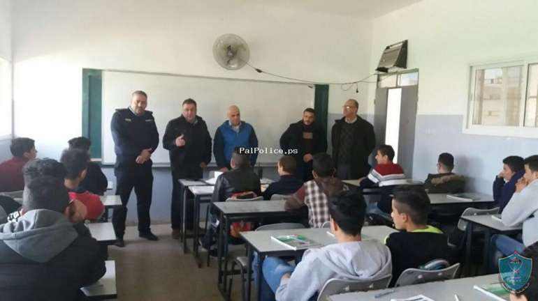الشرطة تعقد محاضرة توعوية حول التدخين في طوباس