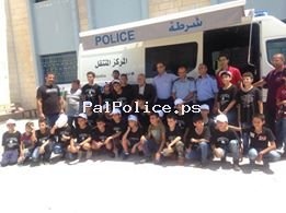 مركز الشرطة المجتمعي المتنقل يقدم 4 محاضرات توعيه وإرشاد لمخيم مسقط في طولكرم.