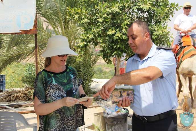الشرطة تطلق حملة توعية للسياحة الاجنبية في أريحا