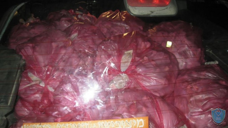 الشرطة تضبط مايزيد عن 600 دجاجة غير صالحة للاستهلاك البشري في طريقها للاسواق في بيت لحم