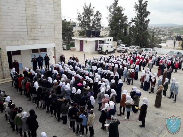 الشرطة تقيم يوماً تثقيفيا وتربويا لأكثر من 300 طالبة بمحافظة بيت لحم