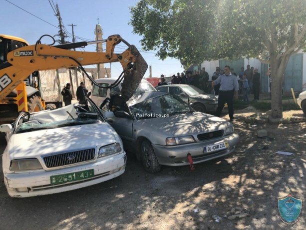 إتلاف مركبات غير قانونية في عدد من المحافظات