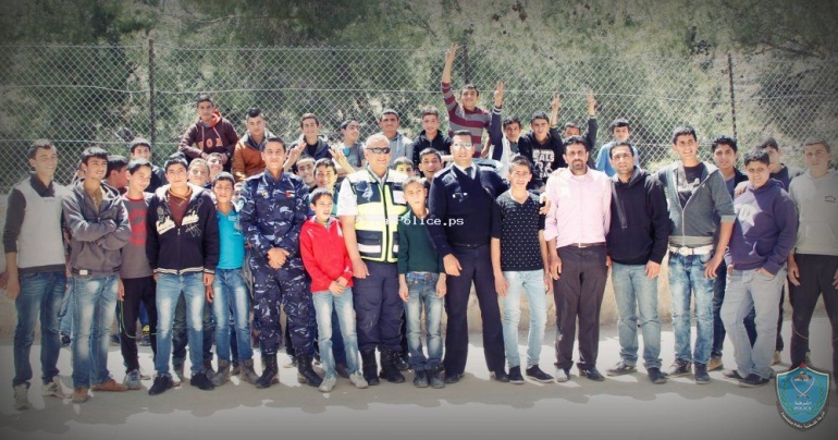 الشرطة تنظم يوماً شرطياً بعنوان "سلامتكم تهمنا" لأكثر من 350 طالب في بيت لحم