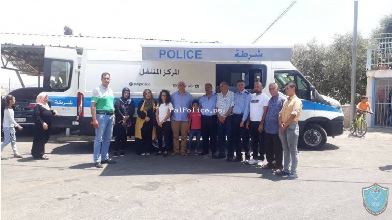 مركز الشرطة المجتمعي المتنقل يزور بيت عنان ومؤسساتها في ضواحي القدس
