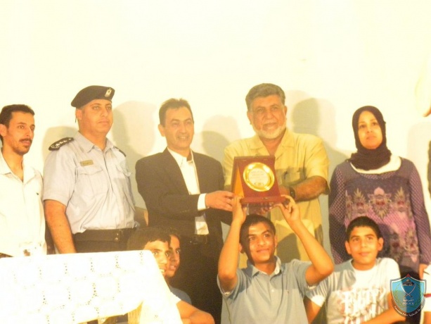 الشرطة تشارك بتكريم طلبة المدارس في أريحا