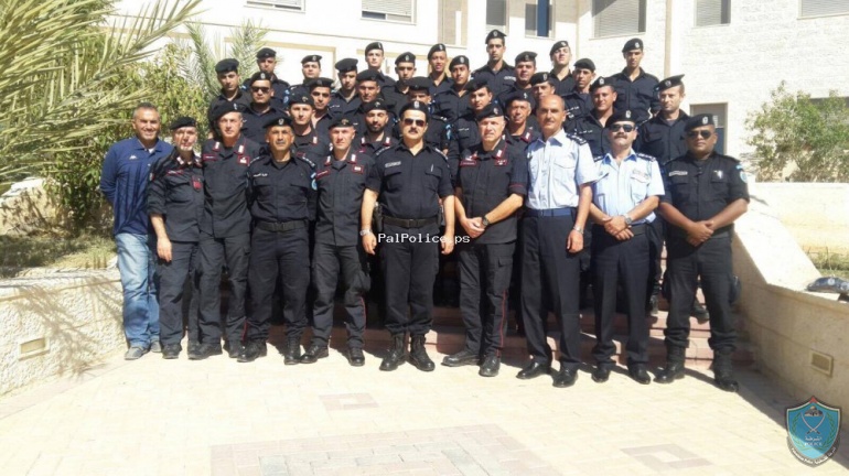 الشرطة تخريج دورة الأمن الدبلوماسي في اريحا