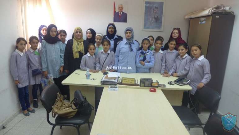 الشرطة تستقبل وفد من طالبات مدرسة  بروقين الثانوية في سلفيت