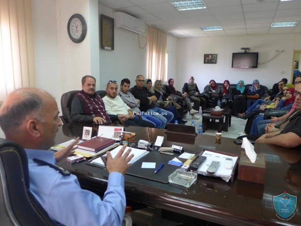 الشرطة تستقبل وفد كلية فلسطين لتدريب السياقة في سلفيت