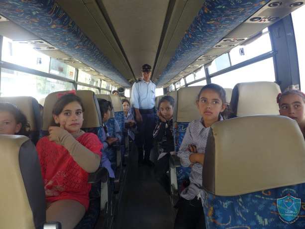 الشرطة تضبط حافلة نقل طلاب تجاوزت حمولتها 10 ركاب في جنين