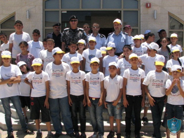 كلية فلسطين للعلوم الشرطية تستضيف مخيم طلائع الشرطة في أريحا