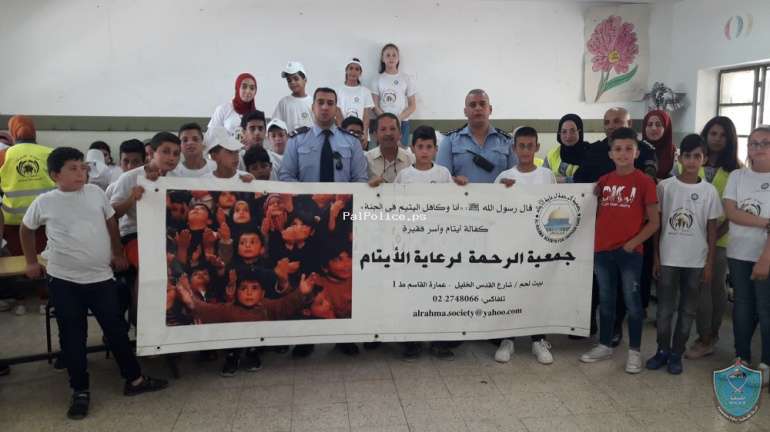 شرطة بيت لحم تنظم يوم شرطيا لأكثر من 70 طفل بالمخيم الصيفي التابع لجمعية الرحمة للايتام