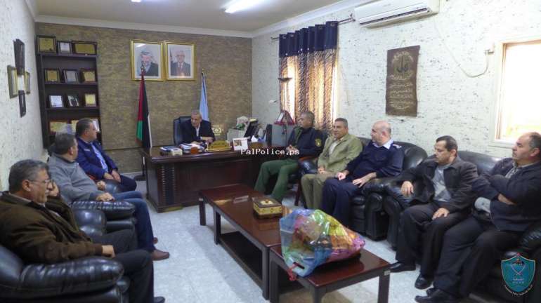 محافظ قلقيلية يشيد بأداء الشرطة في المحافظة