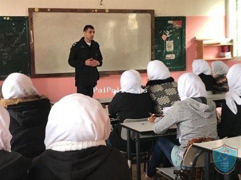 الشرطة تواصل تنظيم محاضرات التوعية لطلبة المدارس بمحافظة سلفيت