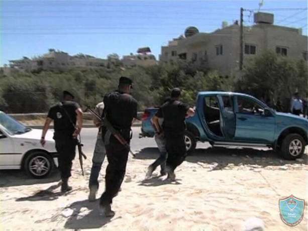 الشرطة تقبض على شخصين بتهمة محاولة السرقة في اريحا