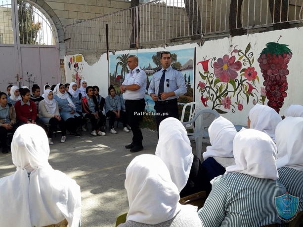 الشرطة تنظم نشاطاً بعنوان " أمننا بايدينا " لأكثر من 150 طالبة في بيت لحم