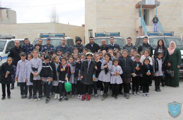 الشرطة تستضيف 90 طالبة من مدرسة بنات الناصرة الاساسية في بيت لحم