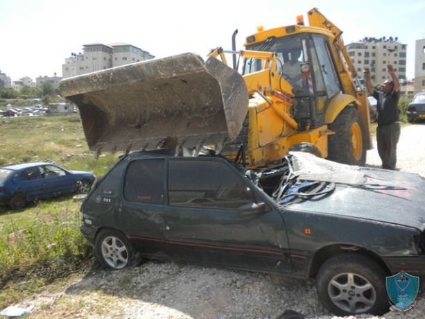 الشرطة تتلف 43 مركبة غير قانونية اثر حملات امنية في ضواحي القدس