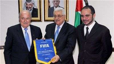 بلاتر يؤكد: كونغرس الفيفا 2017 في فلسطين وعساف في المونديال