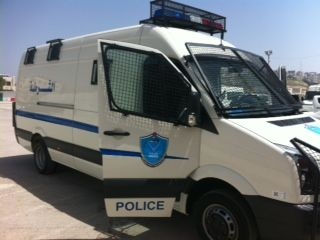 محافظة القدس تشيد بأداء شرطة ضواحي القدس