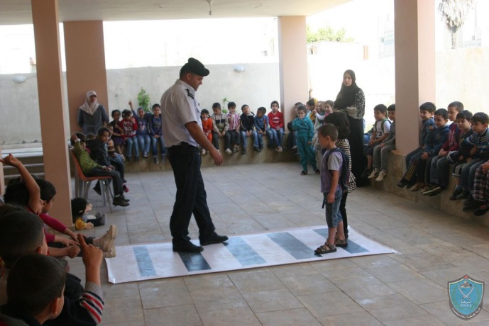 الشرطة تطلق المرحلة الأولى من محاضرات التوعية الأمنية لطلبة المدارس في قلقيلية