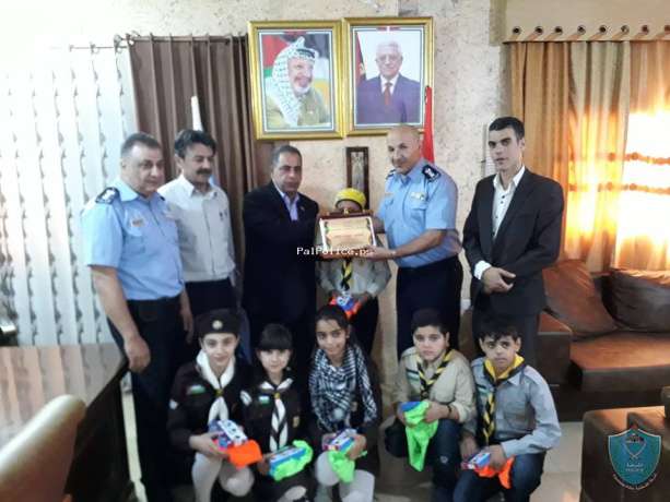 محافظ طوباس وقادة الاجهزه الامنيه  وعدد من المؤسسات يشيدون بالشرطة بمناسبة يوم الشرطة بطوباس