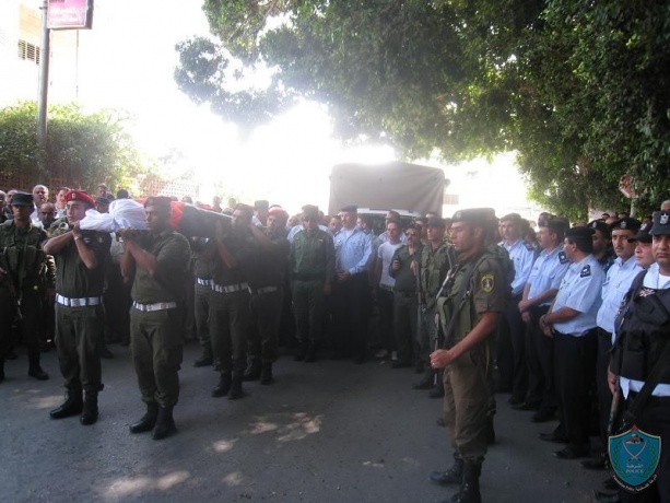 الشرطة تشارك في تشيع جثمان اللواء عصام بليدي في طولكرم