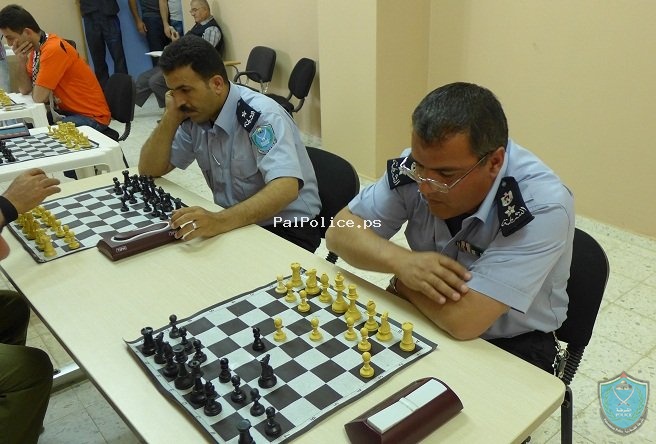الشرطة تحصل على  المركز الثاني في بطولة الشطرنج الرمضانية الأولى بالخليل