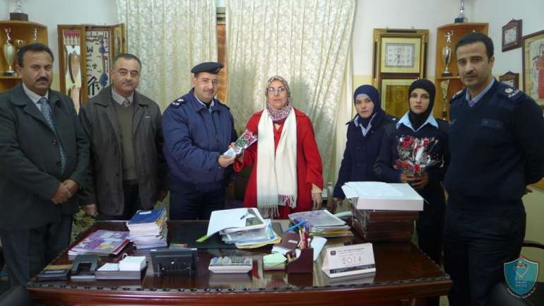الشرطة تهنئ أسرة التربية والتعليم بمناسبة يوم المعلم الفلسطيني في طولكرم