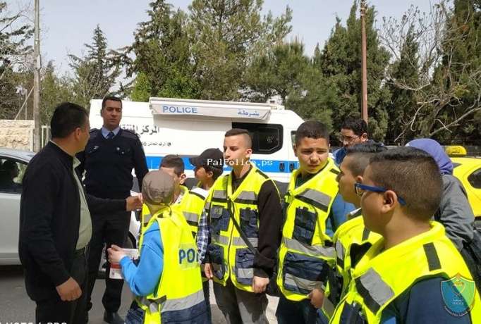 الشرطة والمؤسسات الشريكة تنظم حملة لحماية الأطفال من التدخين في بيت لحم