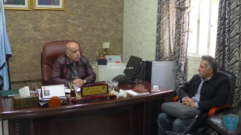 وفد من الهيئة المستقلة لحقوق الإنسان يزور شرطة قلقيلية