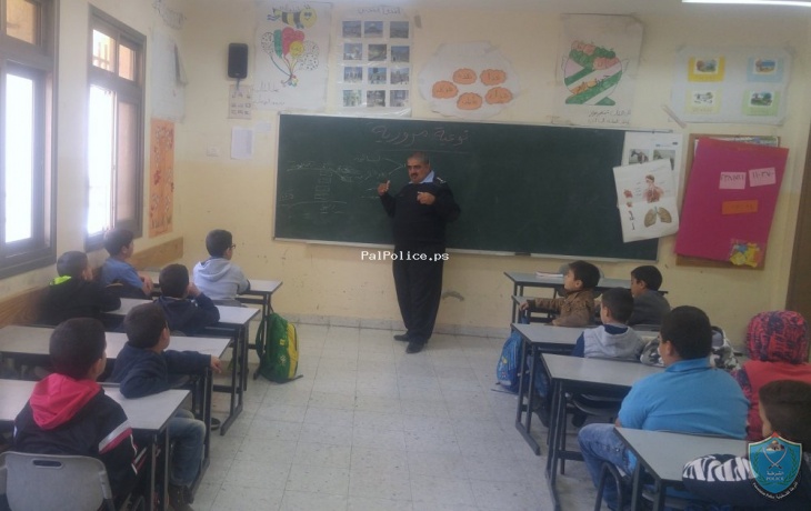 الشرطة تنظم محاضرات توعويه في مدارس ضواحي القدس.