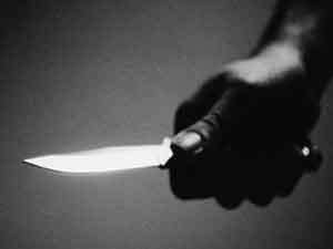 الشرطة تلقي القبض على طالب مدرسة بحوزته أداة حادة في قلقيلية